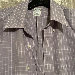 Brooks Brothers classic button down shirt size 16-33 purple and white